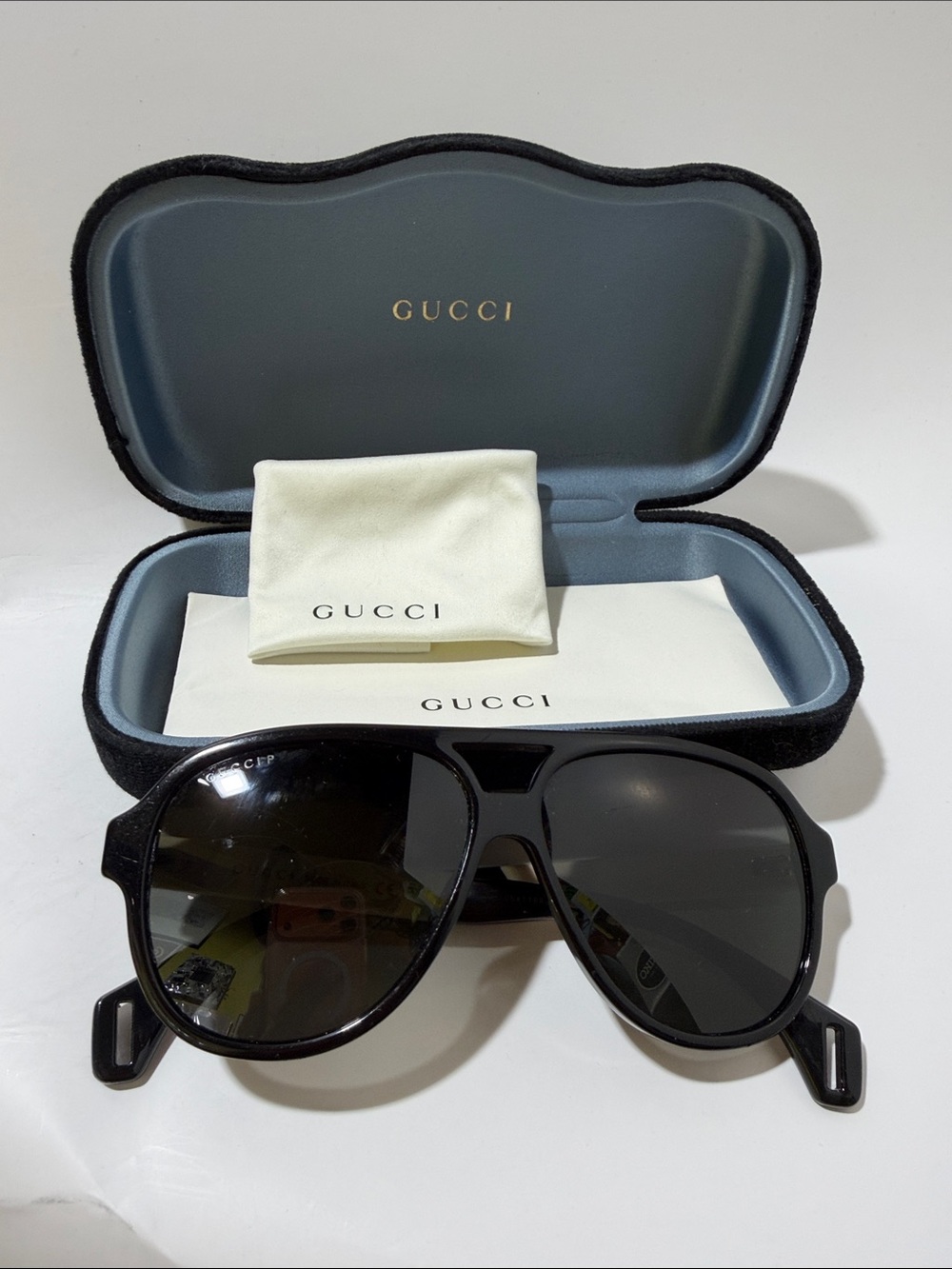 Gucci Men’s Black Sunglasses with Gold and Red Temple Accent - Picture 2 of 5